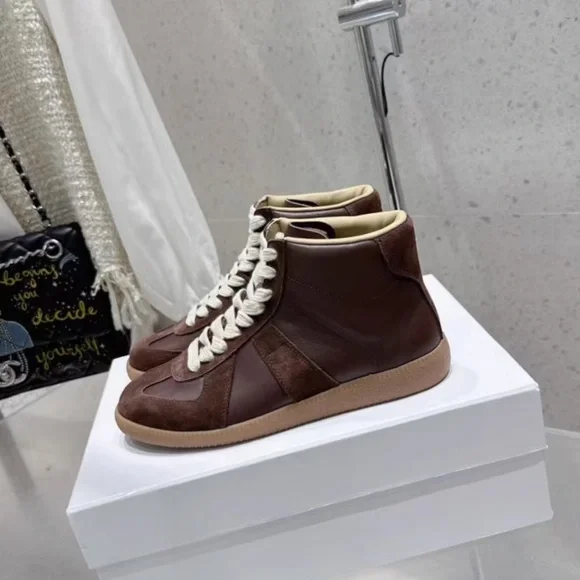 MM6 Maison Martin Margiela Brown High-Top Sneakers with Cream Laces - Picture 4 of 9